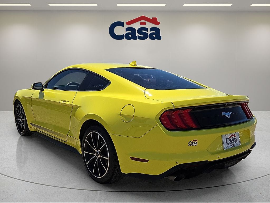 2021 Ford Mustang EcoBoost