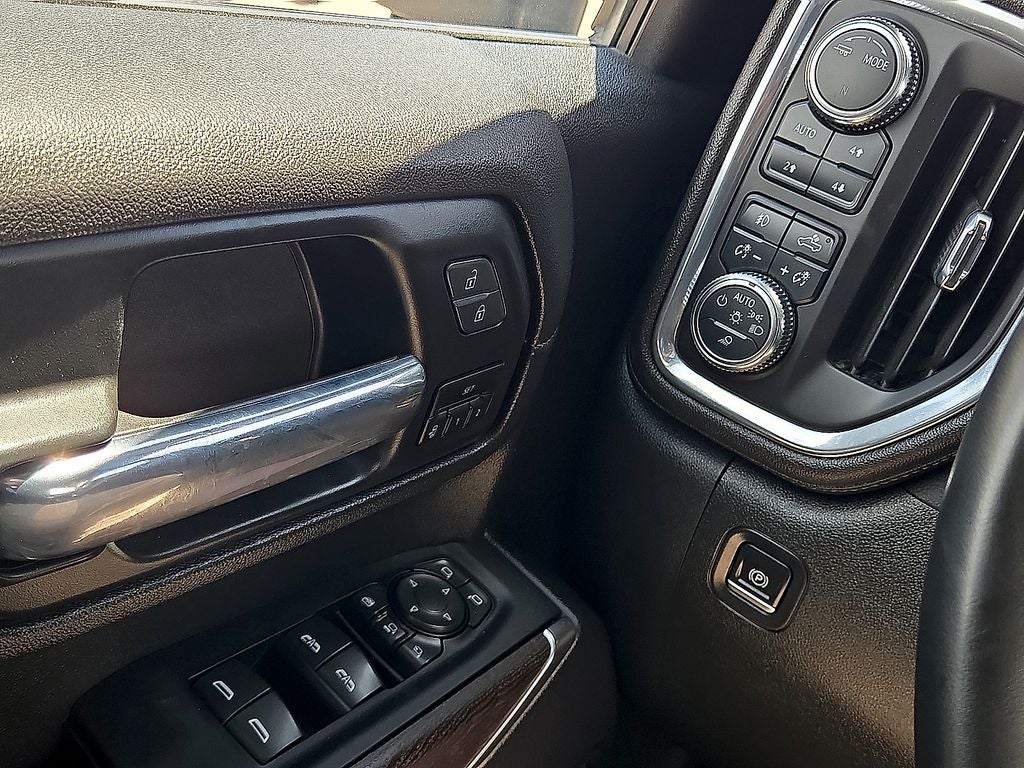 2023 GMC Sierra 2500HD Denali