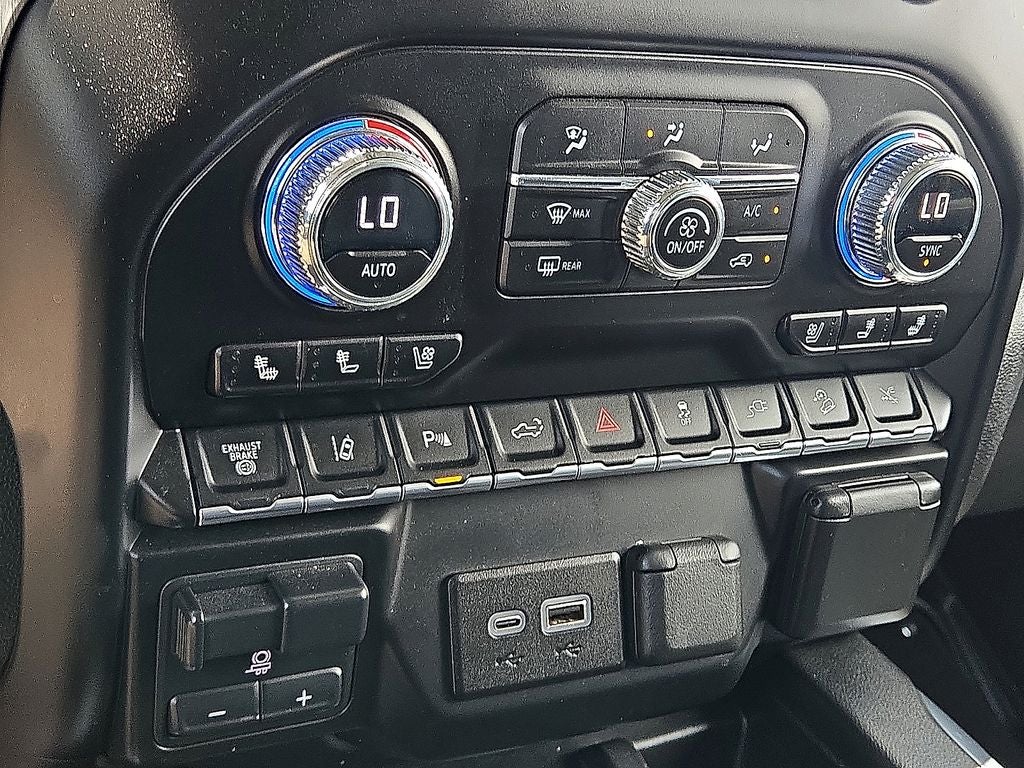 2023 GMC Sierra 2500HD Denali