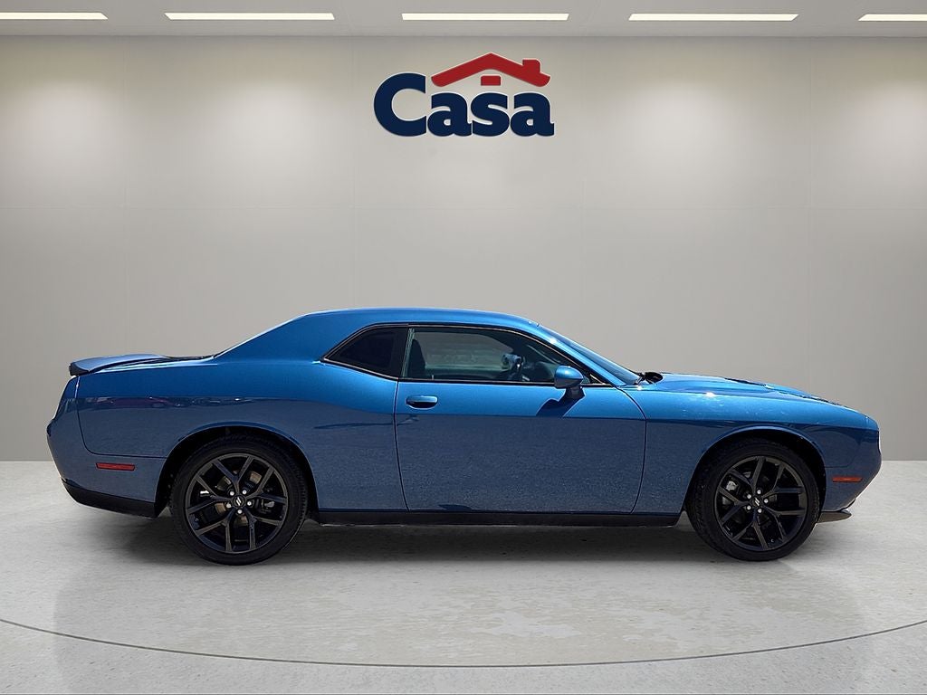 2022 Dodge Challenger SXT