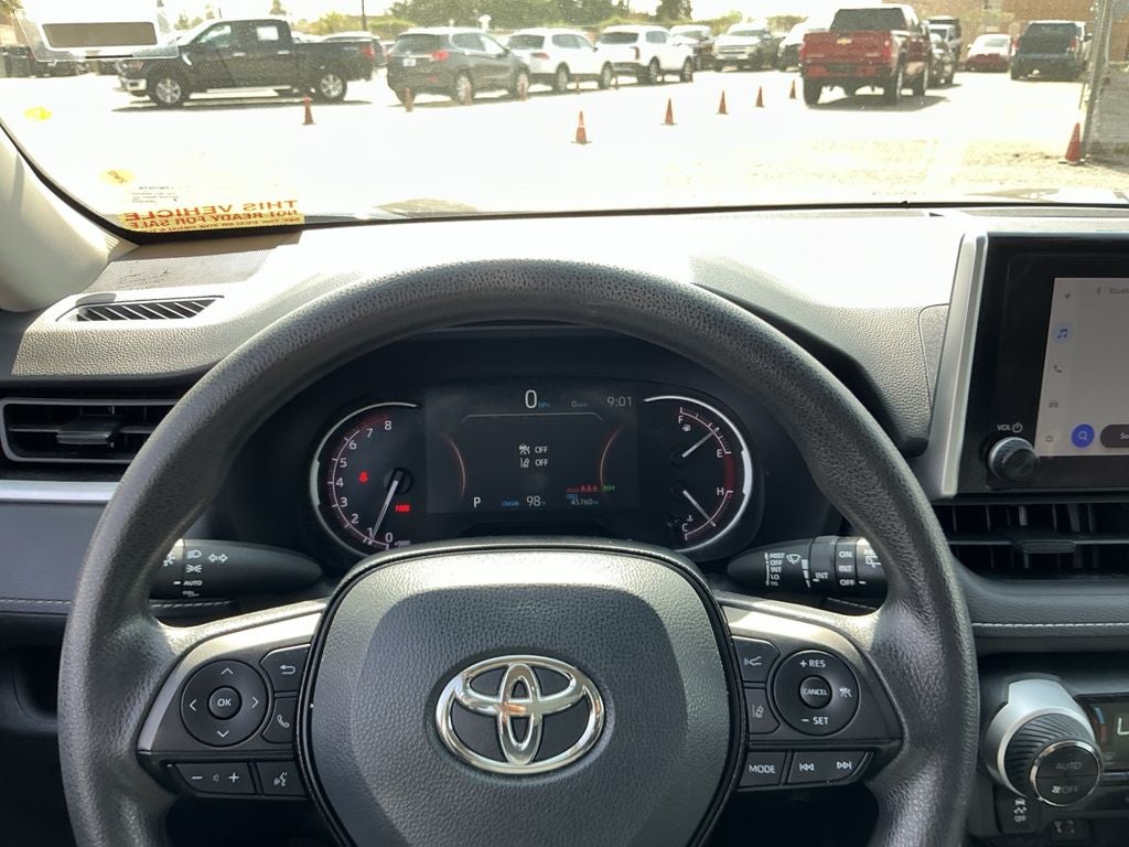 2024 Toyota RAV4 XLE