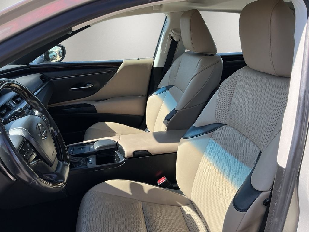 2021 Lexus ES 350