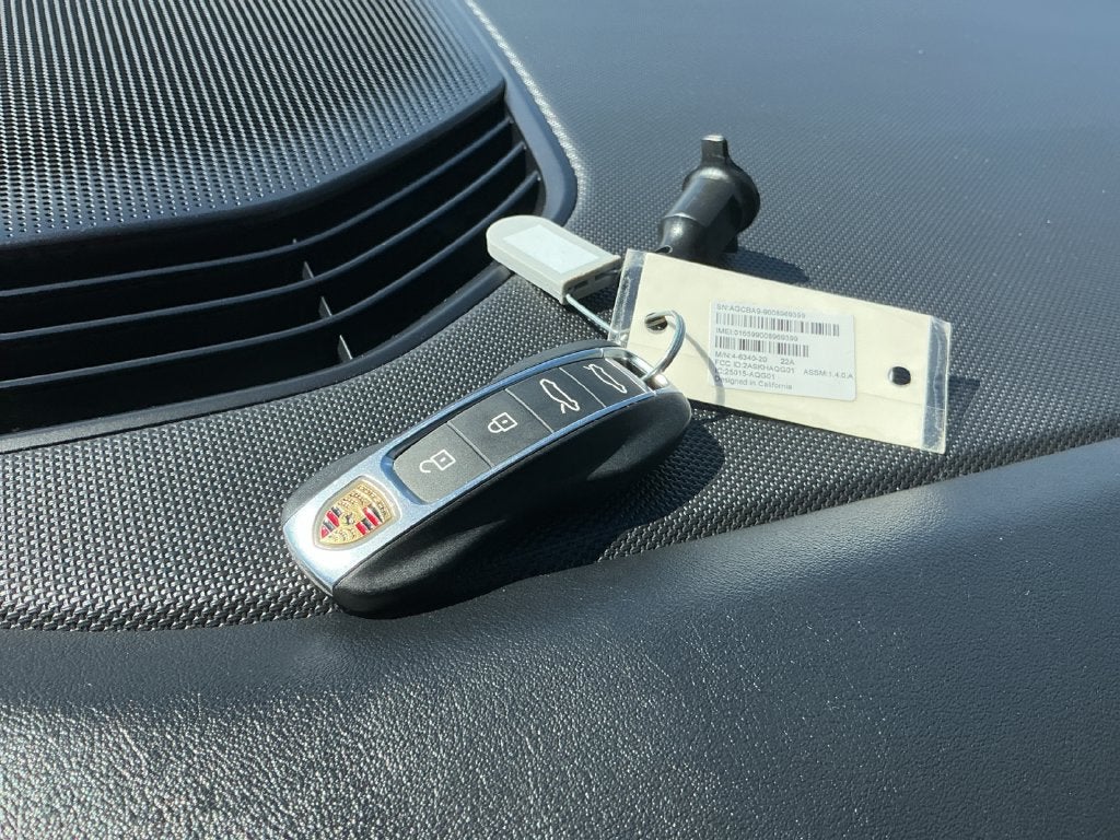 2022 Porsche Taycan Base