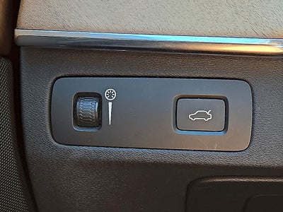 2022 Volvo XC90 T6 Momentum