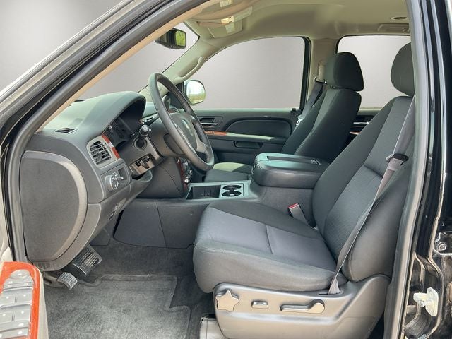 2013 Chevrolet Suburban LS