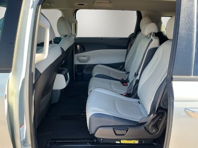 2025 Kia Carnival EX