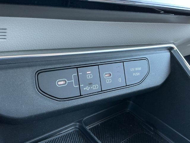 2025 Kia Carnival EX