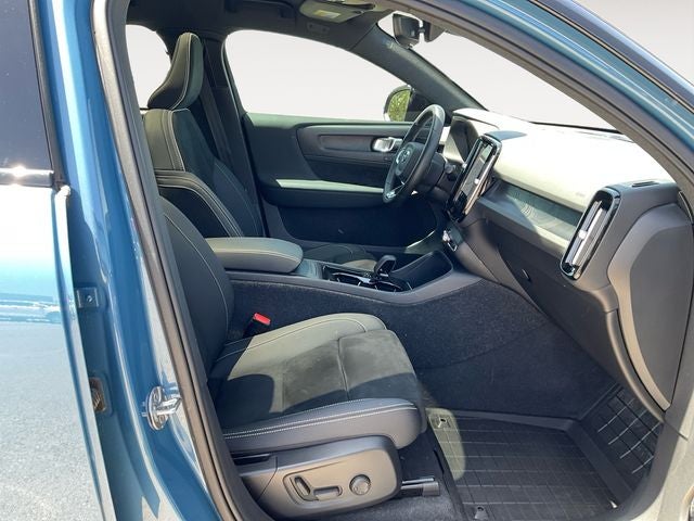 2022 Volvo C40 Recharge Pure Electric Ultimate