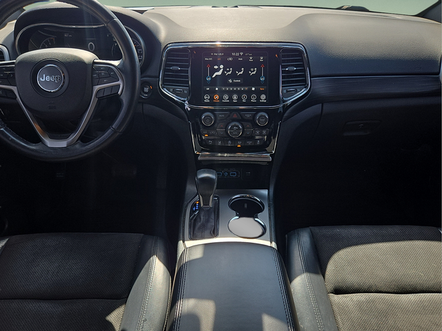 2020 Jeep Grand Cherokee Laredo