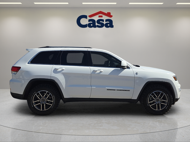 2020 Jeep Grand Cherokee Laredo