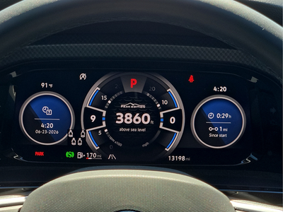 2024 Volkswagen Atlas 2.0T Peak Edition SEL