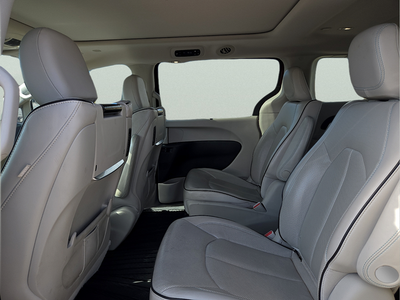 2018 Chrysler Pacifica Hybrid Limited