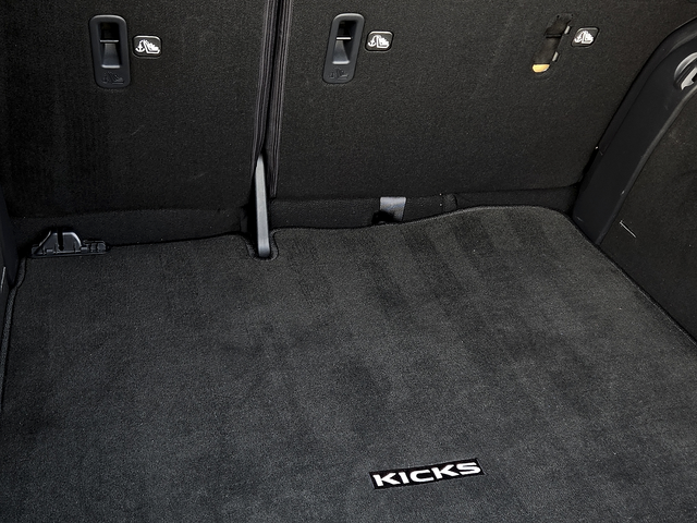 2023 Nissan Kicks S