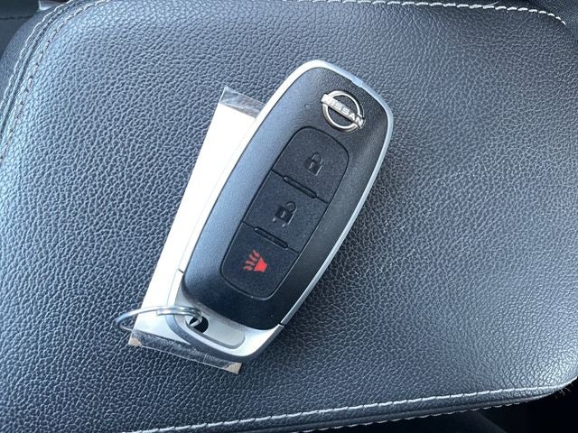 2025 Nissan Kicks Play S Nissan Certified
