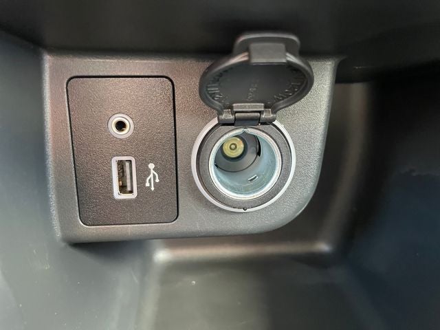 2025 Nissan Kicks Play S Nissan Certified