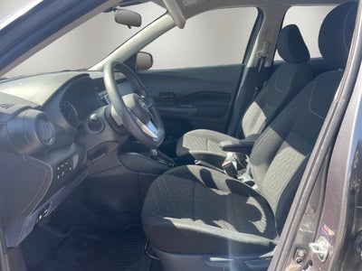 2022 Nissan Kicks S