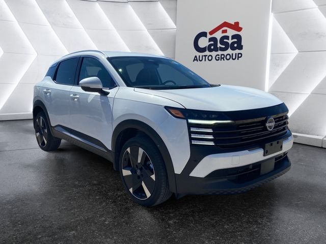 2025 Nissan Kicks SR