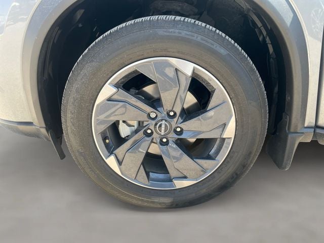 2025 Nissan Rogue SV Nissan Certified