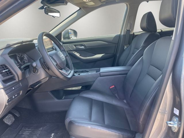 2025 Nissan Rogue SV Nissan Certified