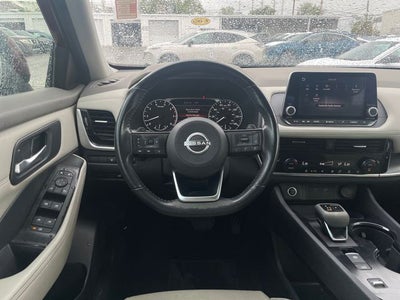 2022 Nissan Rogue SV Nissan Certified Select
