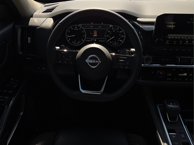 2024 Nissan Pathfinder SL Nissan Certified