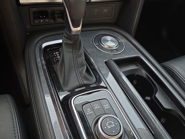 2022 Nissan Armada SV