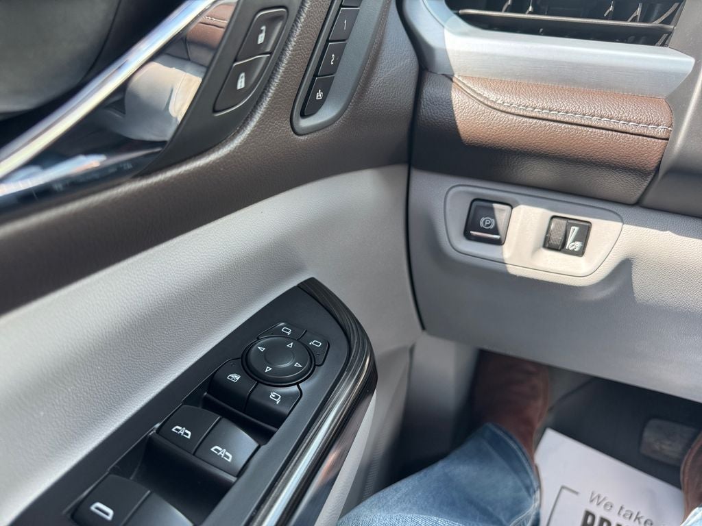 2020 GMC Acadia SLT