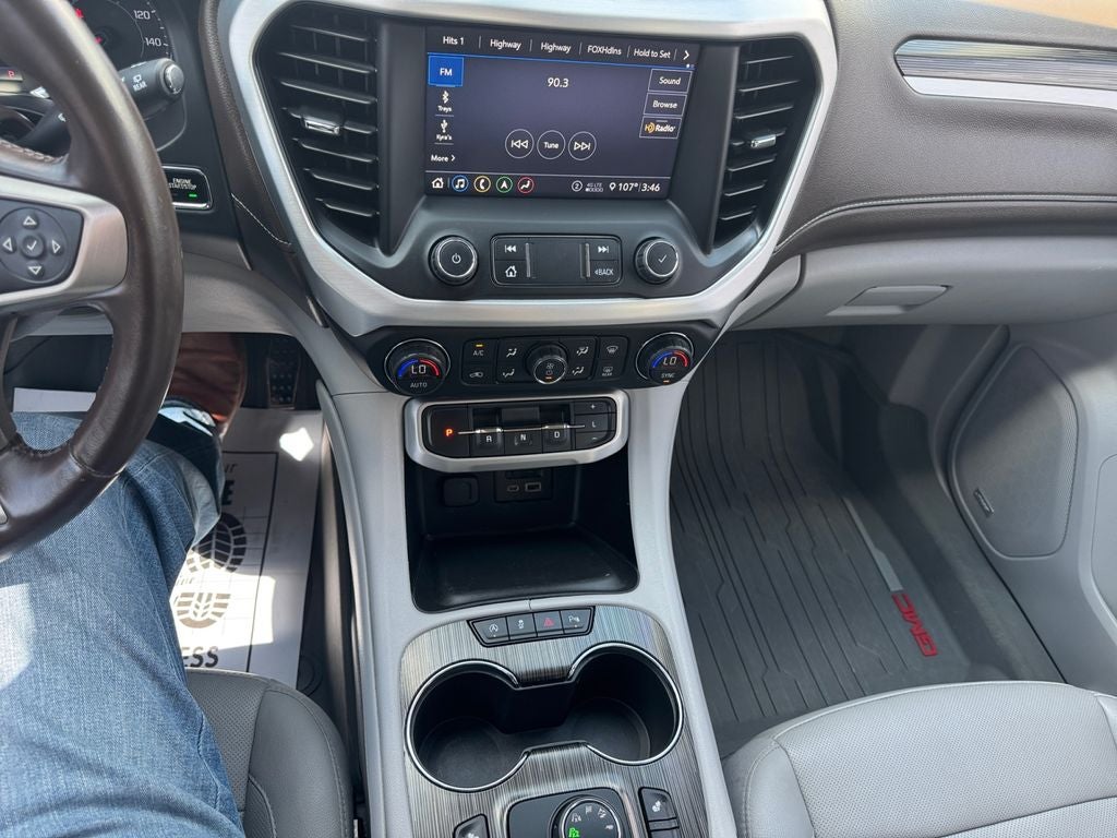 2020 GMC Acadia SLT