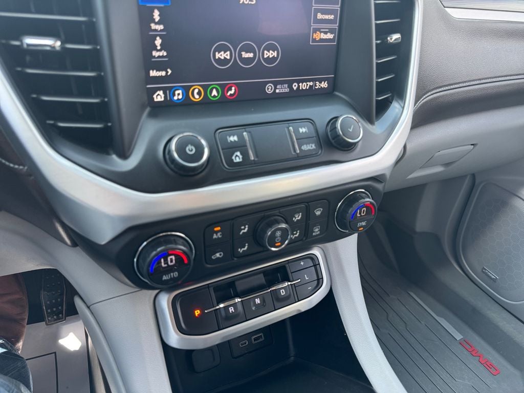 2020 GMC Acadia SLT