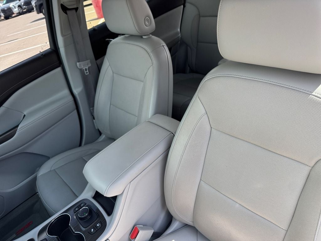 2020 GMC Acadia SLT