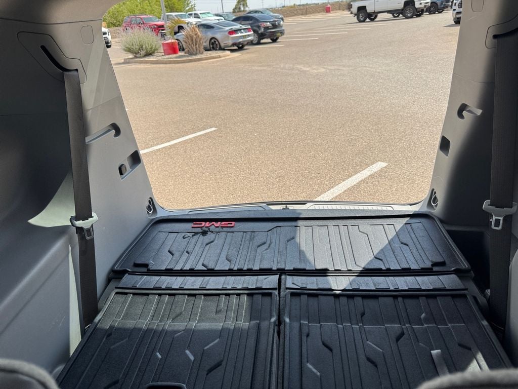 2020 GMC Acadia SLT