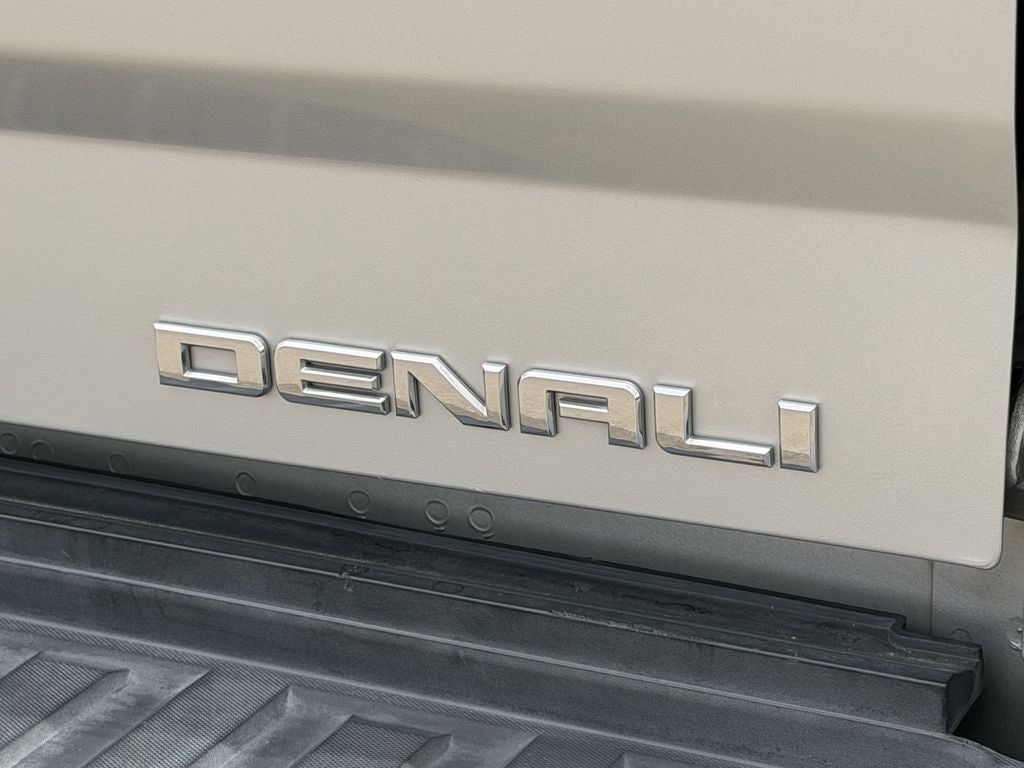 2015 GMC Sierra 2500HD Denali
