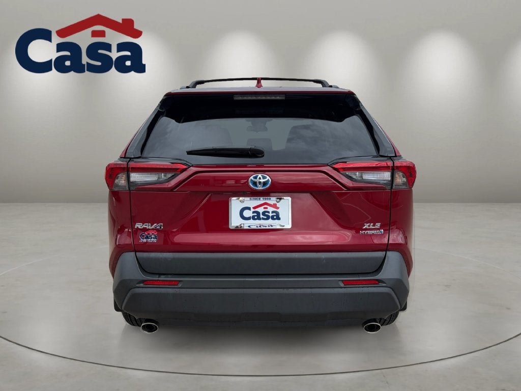 2022 Toyota RAV4 Hybrid XLE