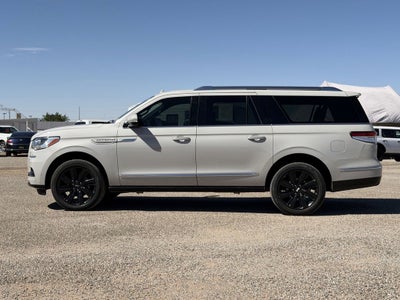 2022 Lincoln Navigator L Reserve