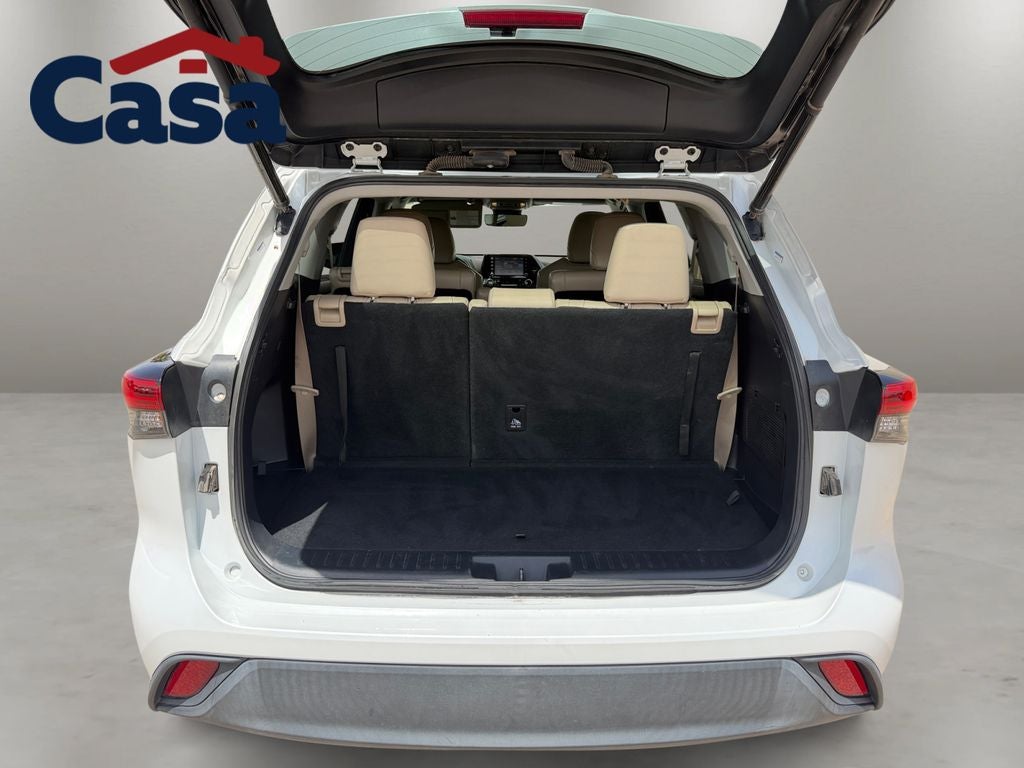 2022 Toyota Highlander Hybrid XLE