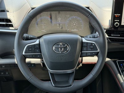 2025 Toyota Sienna XSE 7 Passenger