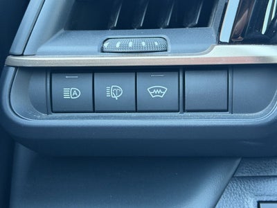 2025 Toyota Crown Signia Limited