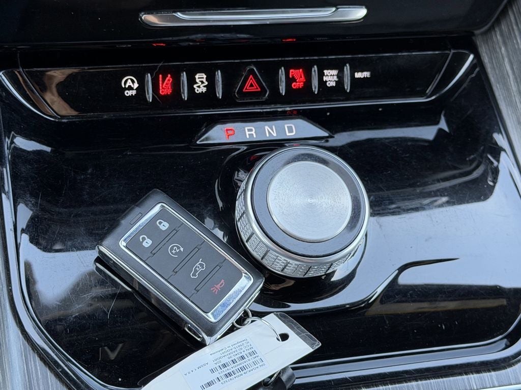 2024 Jeep Wagoneer Series II 4x2