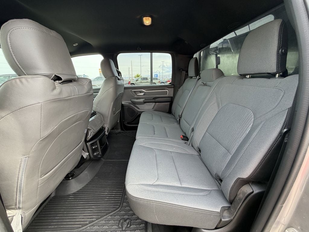 2022 RAM 1500 Big Horn Crew Cab 4x4 5'7' Box