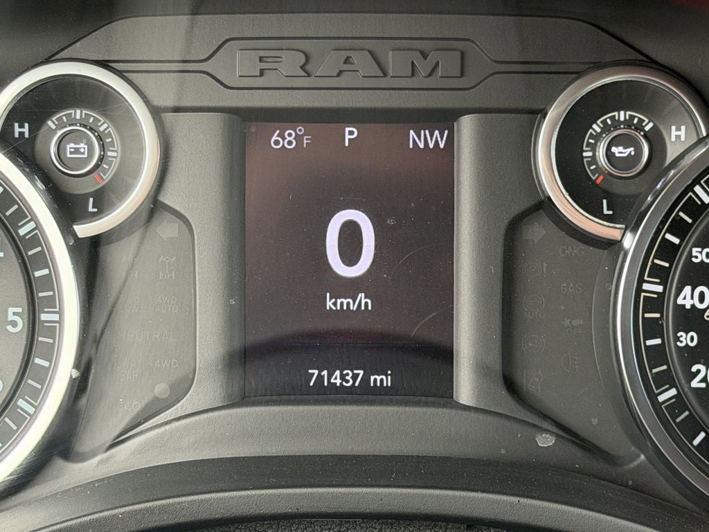 2022 RAM 1500 Big Horn Crew Cab 4x4 5'7' Box