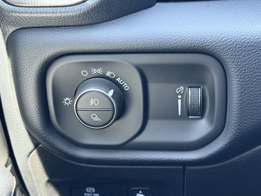 2021 RAM 1500 Rebel Crew Cab 4x4 5'7' Box