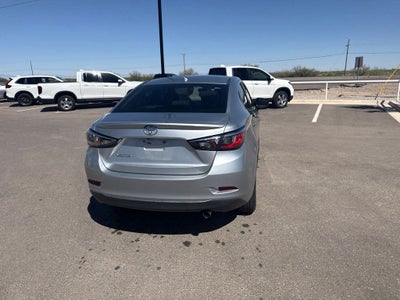 2019 Toyota Yaris LE