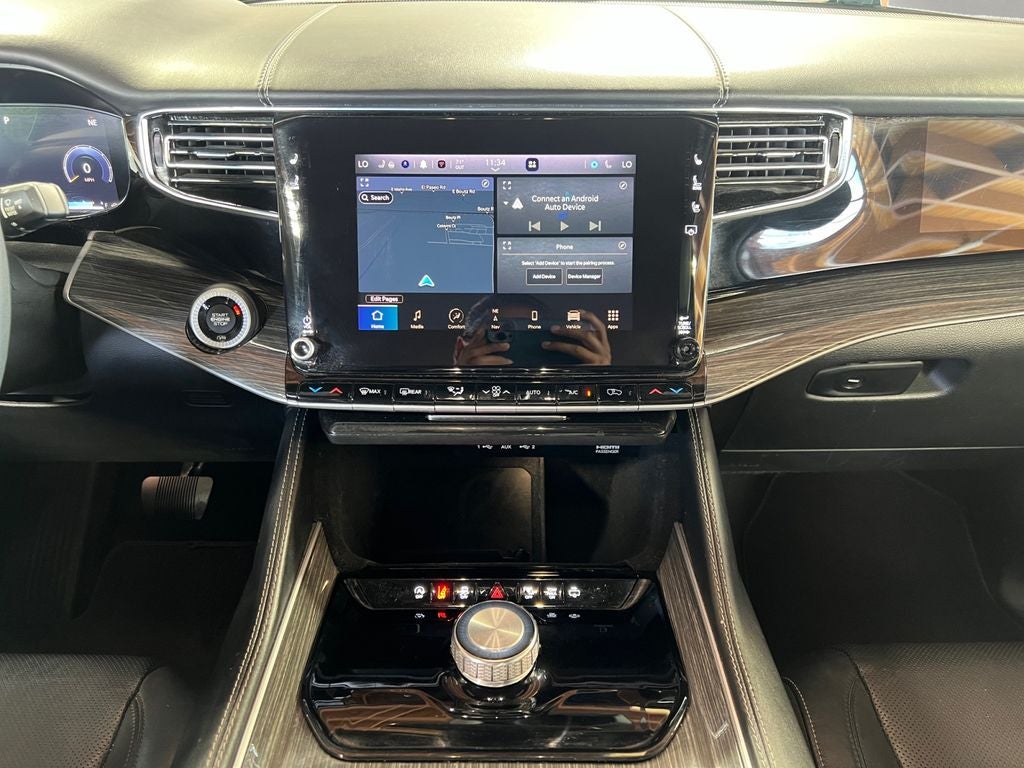 2022 Jeep Wagoneer Series III