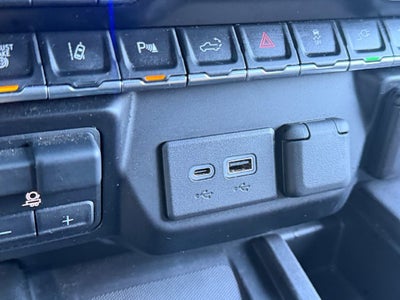 2022 Chevrolet Silverado 3500HD High Country