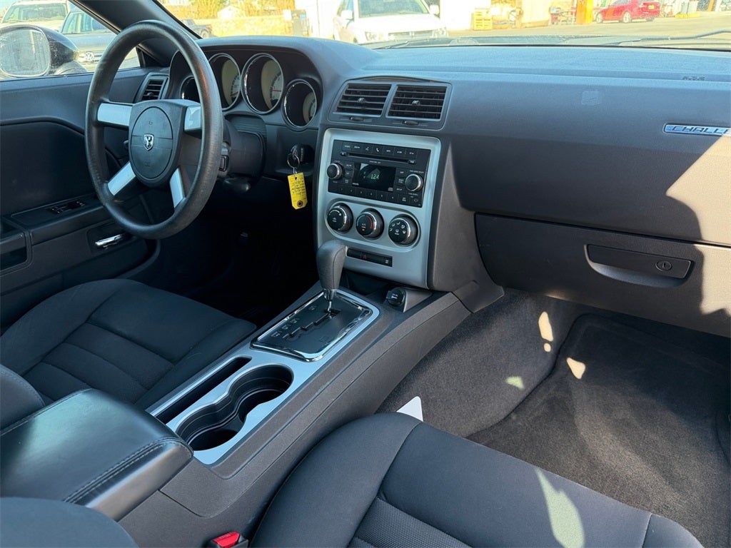 2010 Dodge Challenger SE