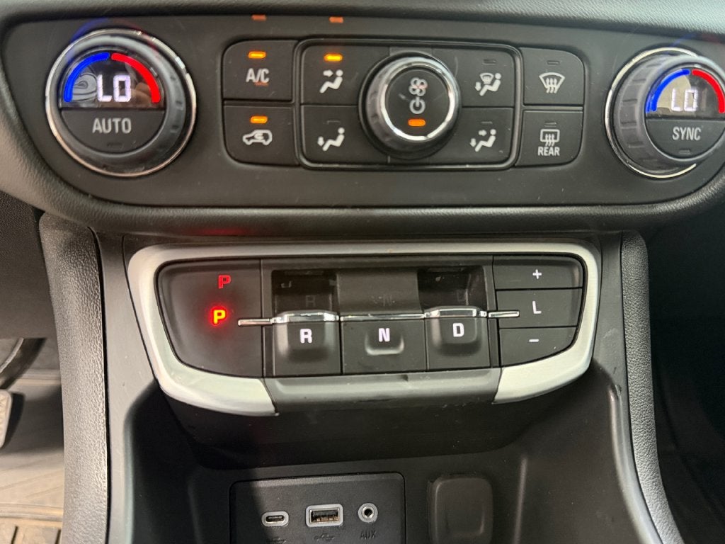 2023 GMC Terrain SLE