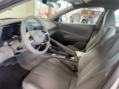 2021 Hyundai Elantra SE