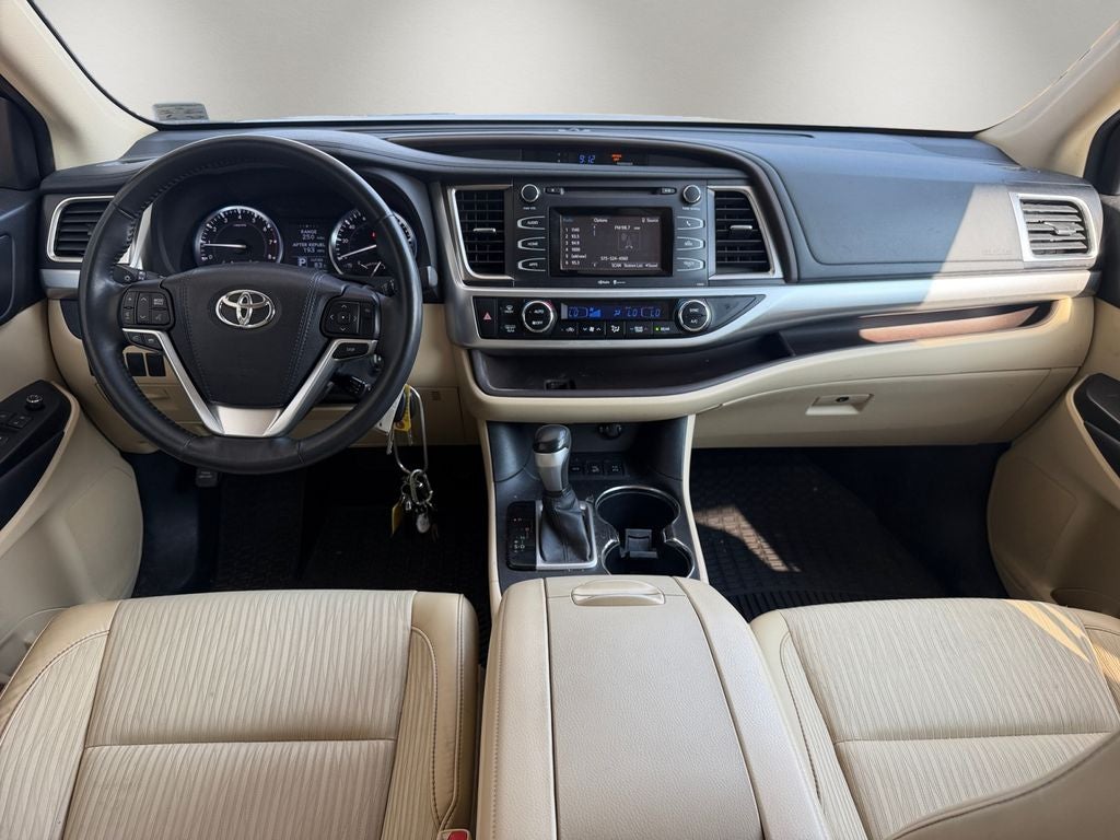 2015 Toyota Highlander LE Plus V6