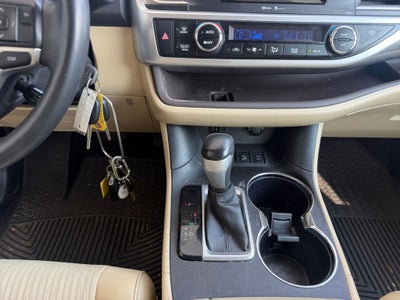 2015 Toyota Highlander LE Plus V6