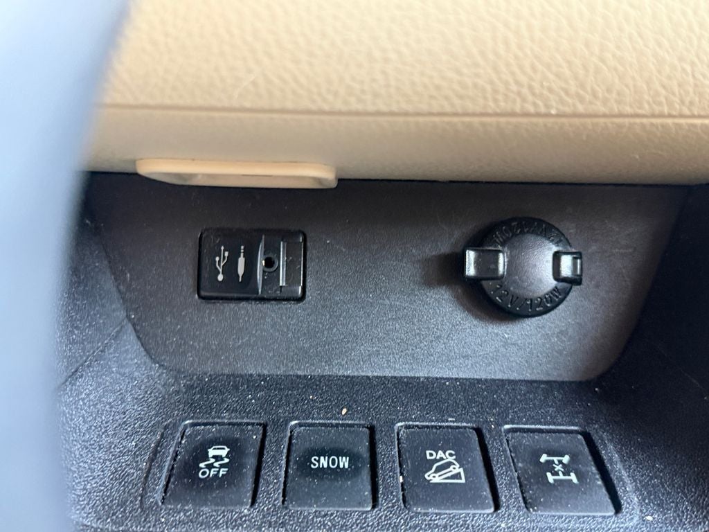2015 Toyota Highlander LE Plus V6